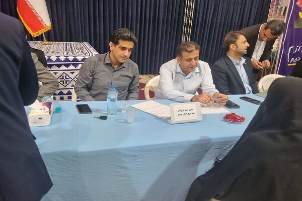میز خدمت در نمازجمعه خورموج