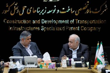 ببینید| نشست جمع‌بندی نهایی توافقات و اقدات لازم آغاز عملیات اجرایی آزادراه اراک-راهجرد