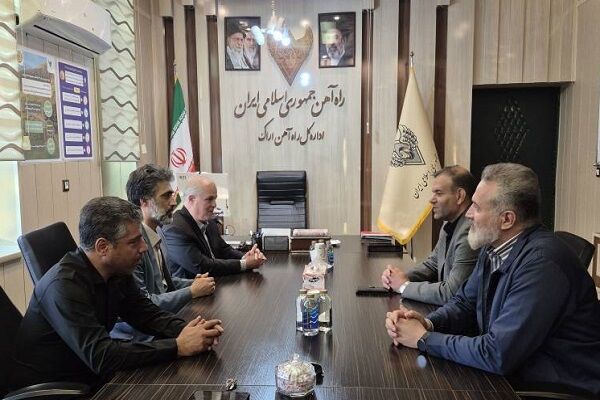 تأکید بر تعامل و هم‌افزایی اداره کل راه‌آهن مناطق اراک و  قم جهت تحقق اهداف پدافند غیرعامل
