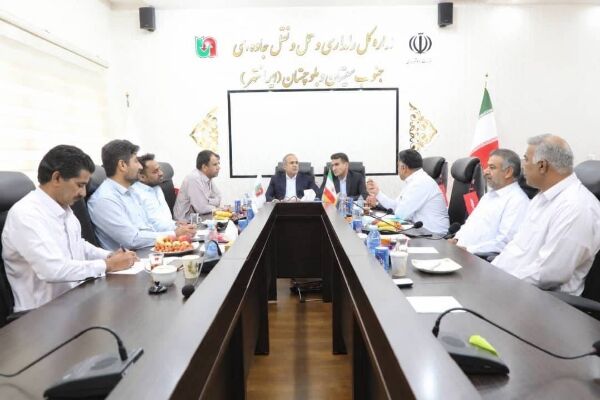 پیگیری مطالبات حوزه راه شهرستان سرباز در دیدار فرماندار با مدیرکل راهداری ایرانشهر