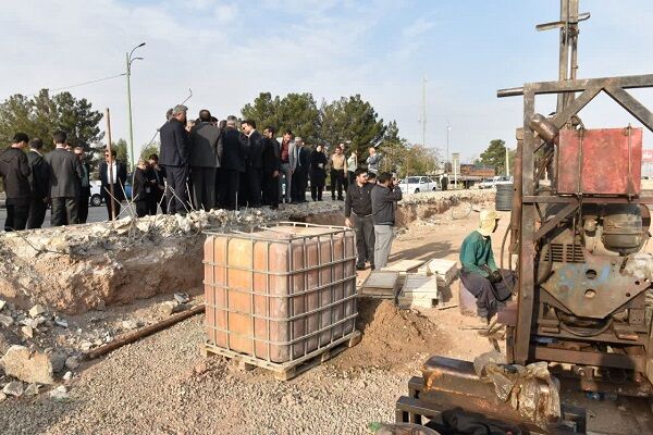 تقاطع ایوانکی